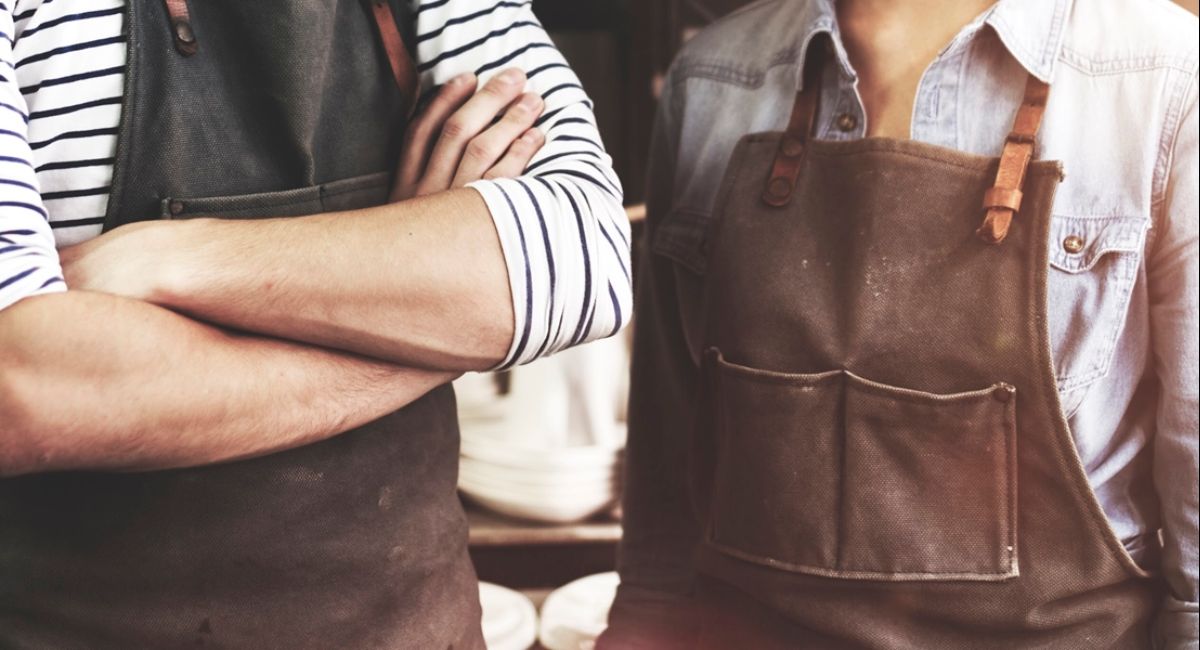 Apron and Towel Service